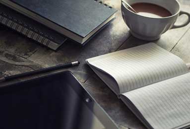 2000万签字费引爆足坛！皇马切尔西暗战，拜仁核心去留藏惊天变局